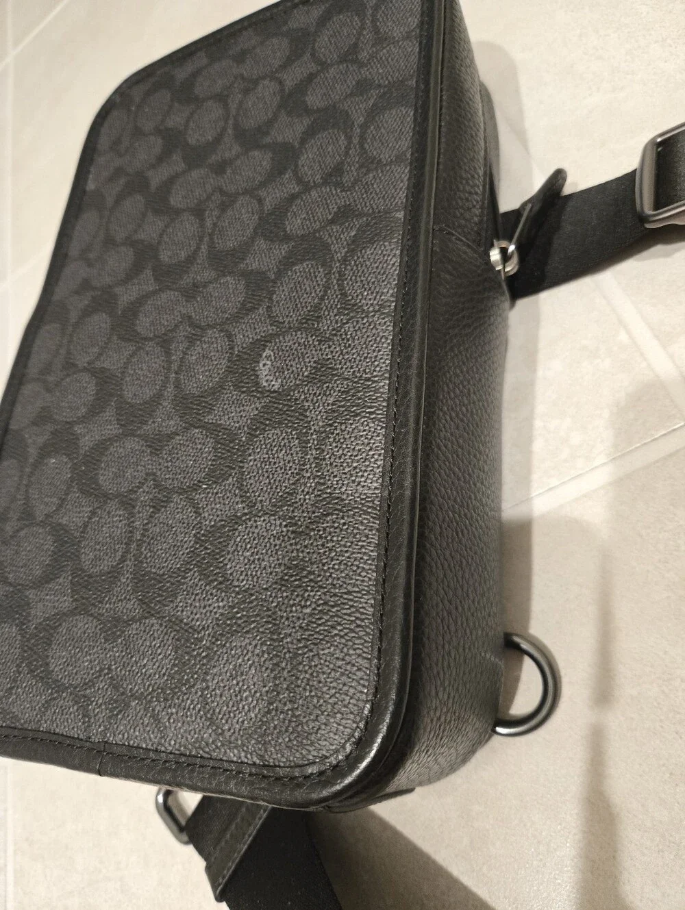 Authentic Coach Sullivan Pack